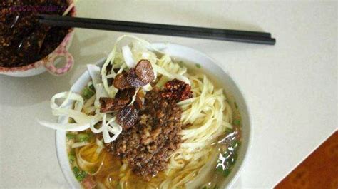 昆明有什么好吃的美食(昆明有什么好吃的美食前十名)缩略图