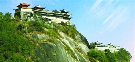 云南腾冲热点旅游景点介绍(云南腾冲热点旅游景点介绍图片)缩略图
