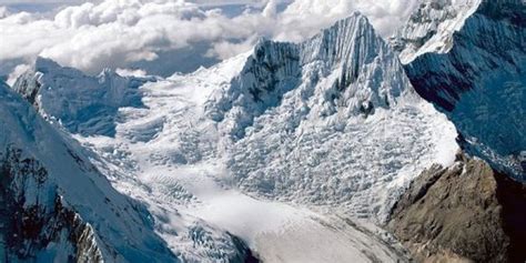 电影红河谷拍摄地(电影红河谷拍摄地是啥雪山)缩略图