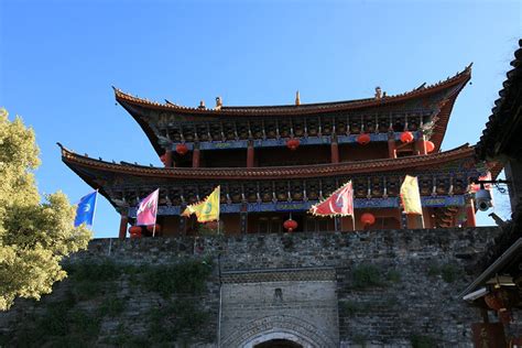 大理古城南门(大理古城南门图片)缩略图