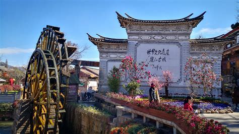 丽江古城古镇(丽江古城古镇酒吧)缩略图