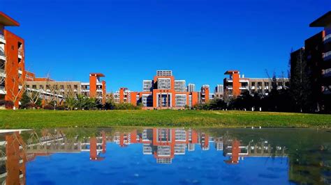 昆明理工大学图片(昆明理工大学图片高清)缩略图
