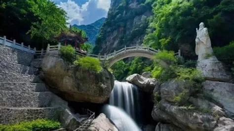 红河谷简介(电影红河谷简介)缩略图