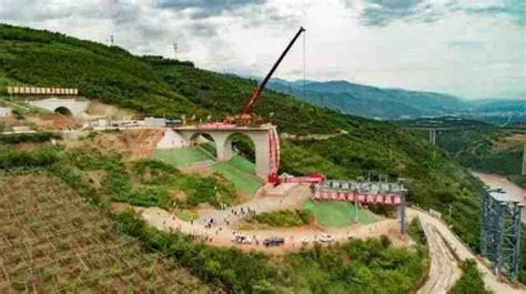 昆明到西双版纳火车(昆明到西双版纳火车时刻表)缩略图
