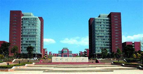 昆明理工大学艺术(昆明理工大学艺术与传媒学院)缩略图