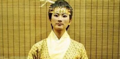 辛追夫人在哪个博物馆(辛追夫人在哪个博物馆能看到)缩略图