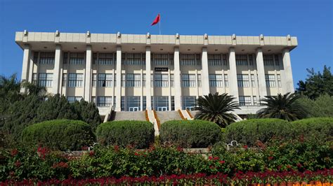 华侨大学在哪里(华侨大学在哪里属于几本)缩略图