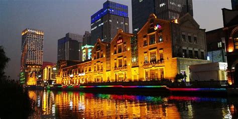 楚河汉街美食攻略,楚河汉街美食攻略小吃缩略图