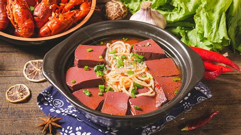 南京鸭血粉丝汤(南京鸭血粉丝汤哪里最正宗)缩略图