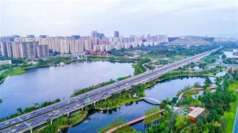锦城公园,锦城公园和锦城湖公园缩略图